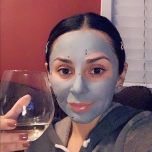 Meet your Posher, Priscilla